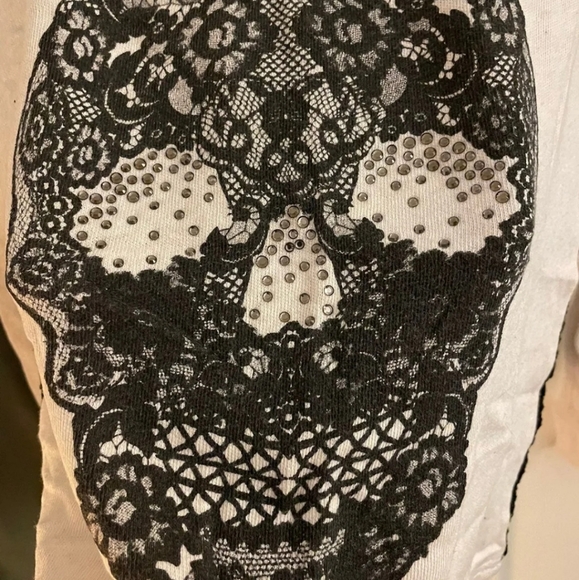 Express Cream Skull Print Sweater - Picture 2 of 12
